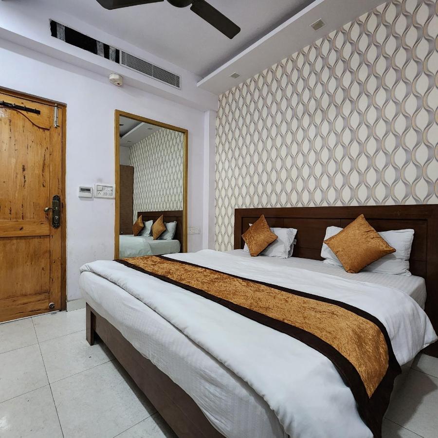 Hotel Royal Afghan New Delhi Eksteriør bilde