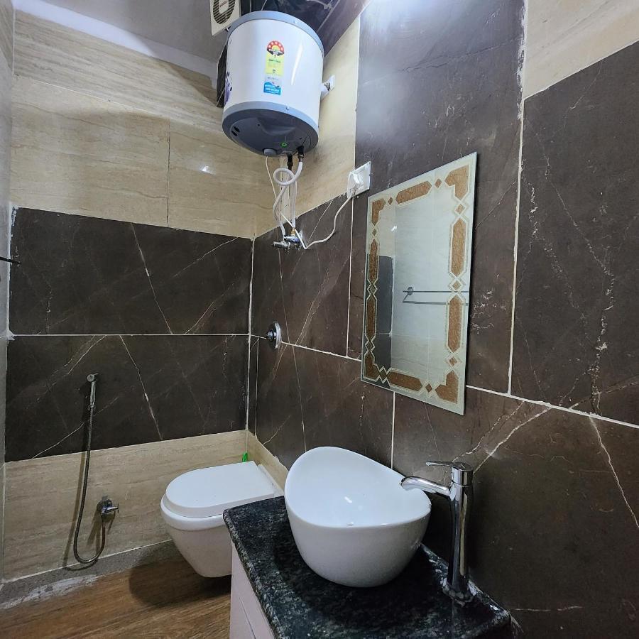 Hotel Royal Afghan New Delhi Eksteriør bilde